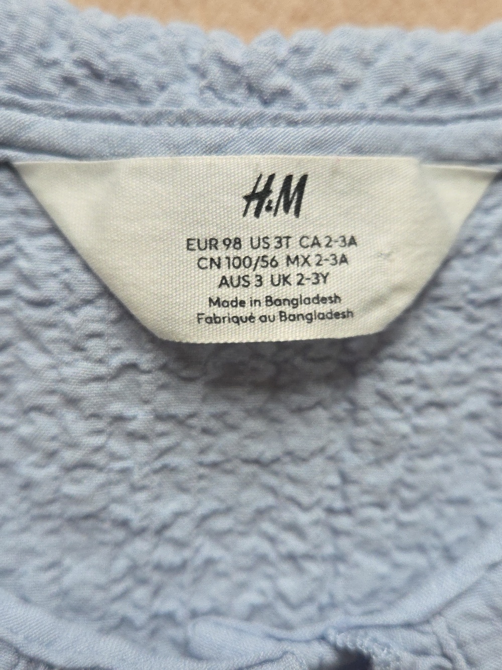 H&M Light Blue Ruffled Collared Button-Up Blouse 3t - Picture 6 of 8